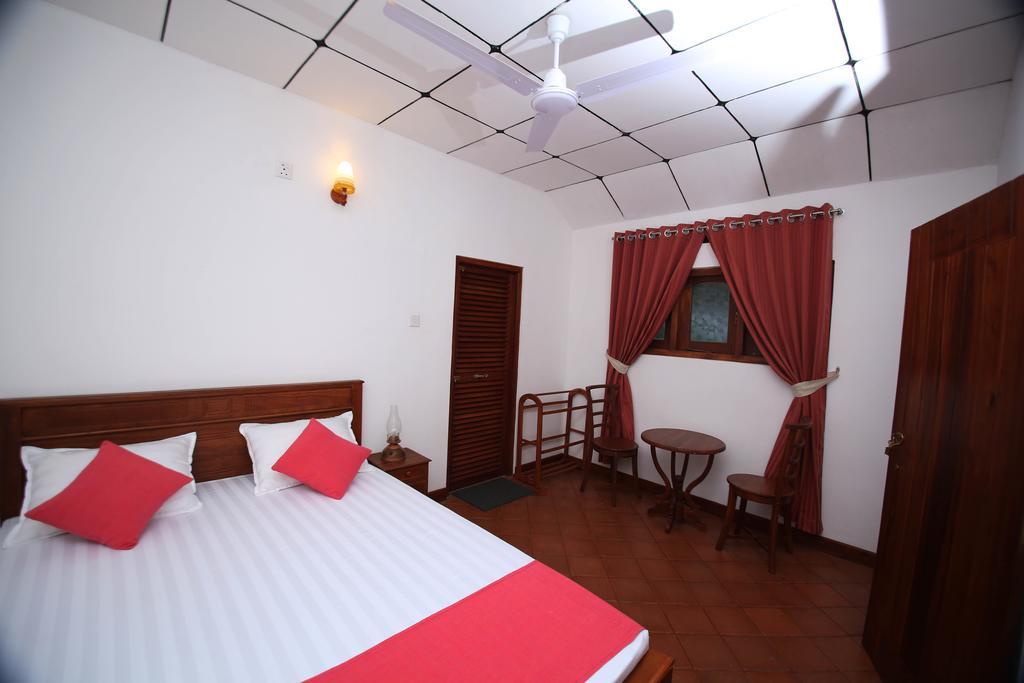 Summer Dew Villa Talpe Dış mekan fotoğraf