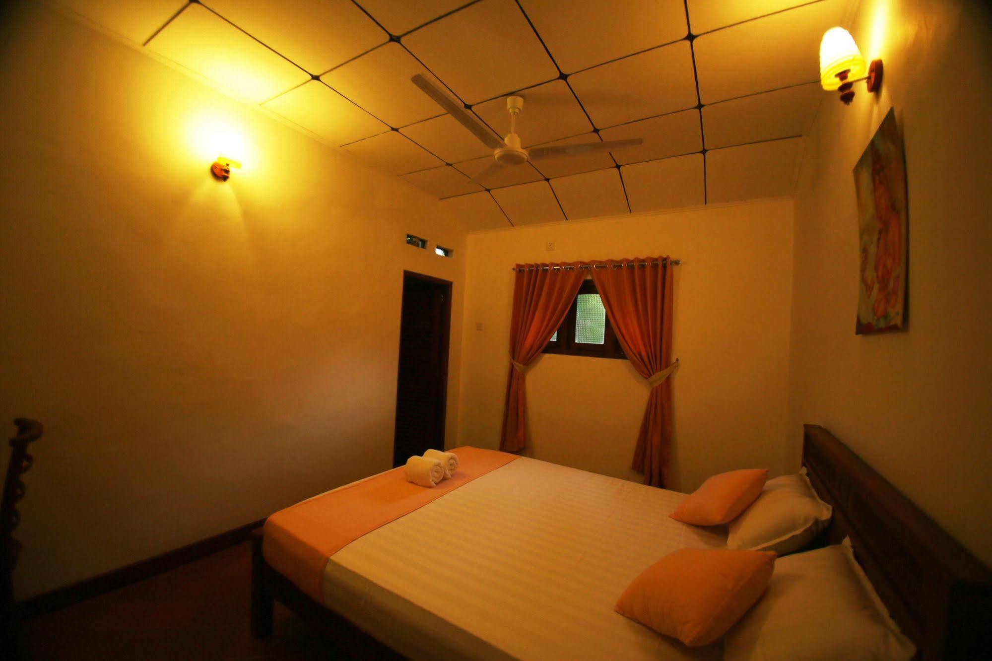 Summer Dew Villa Talpe Dış mekan fotoğraf
