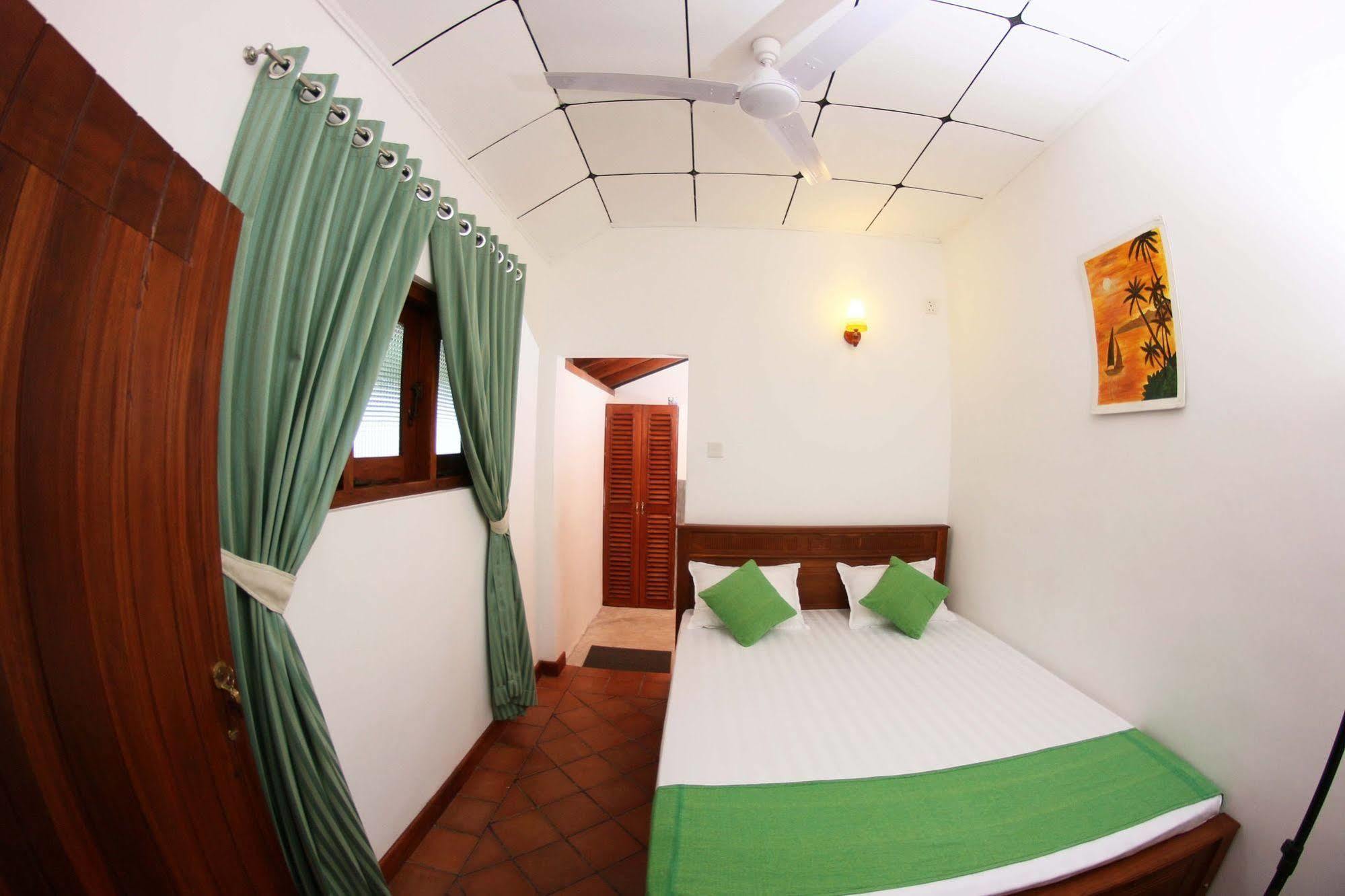 Summer Dew Villa Talpe Dış mekan fotoğraf