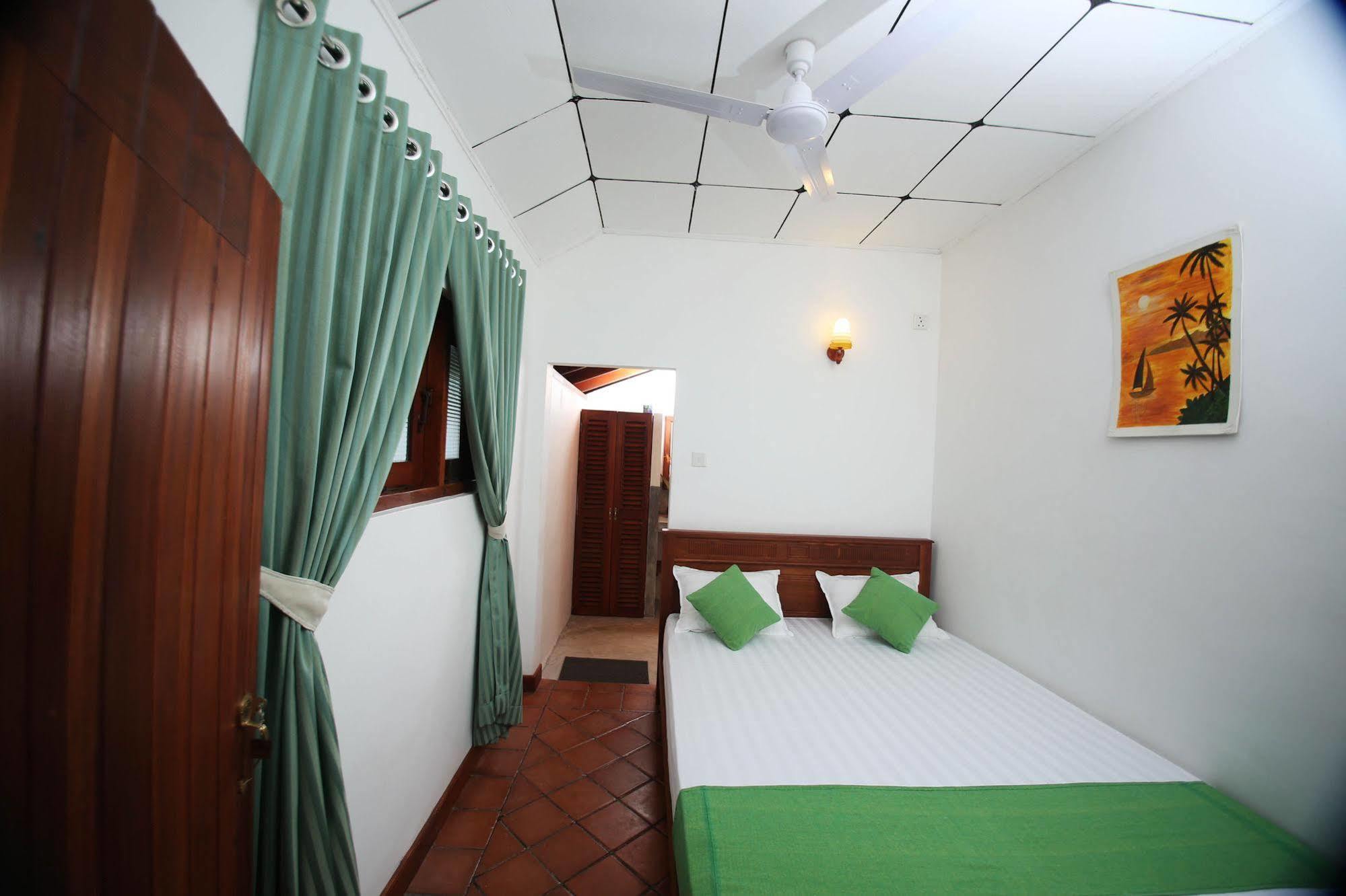 Summer Dew Villa Talpe Dış mekan fotoğraf