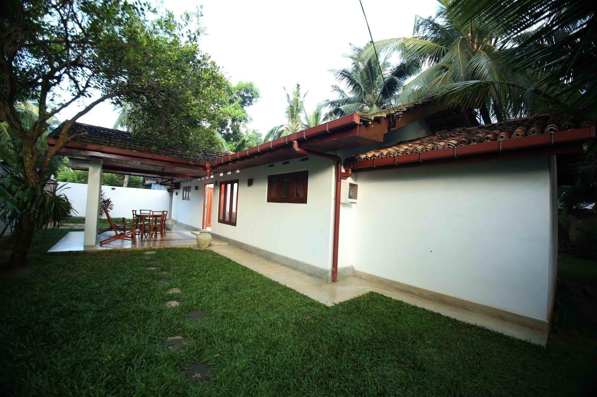 Summer Dew Villa Talpe Dış mekan fotoğraf