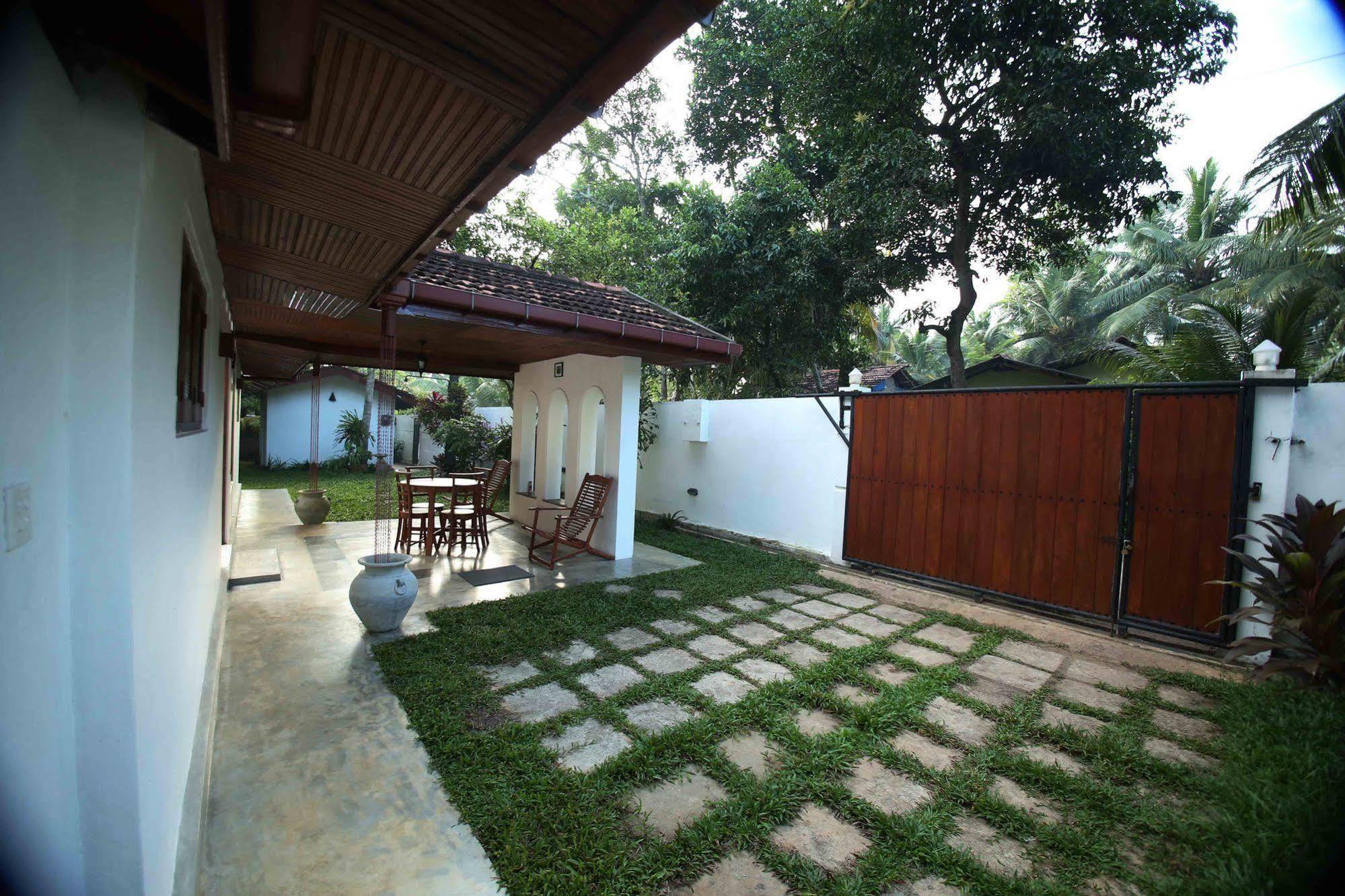 Summer Dew Villa Talpe Dış mekan fotoğraf